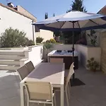 Le Logis Du Moulin Avec Jacuzzi, A 800m De La Cite Medievale