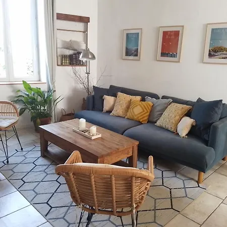 Le Logis Du Moulin Avec Jacuzzi, A 800m De La Cite Medievale Semesterbostad