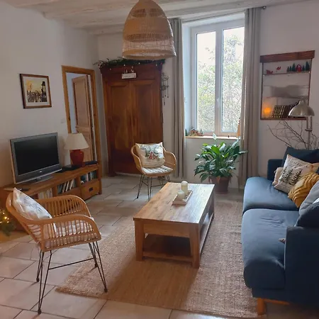 Semesterbostad Le Logis Du Moulin Avec Jacuzzi, A 800m De La Cite Medievale *