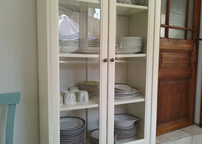 Holiday home Le Logis Du Moulin Avec Jacuzzi, A 800m De La Cite Medievale