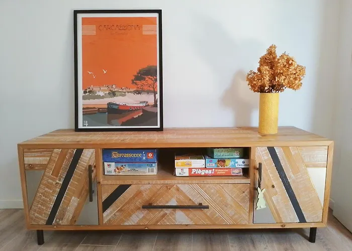 Holiday home Le Logis Du Moulin Avec Jacuzzi, A 800m De La Cite Medievale